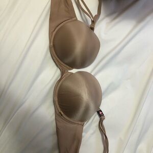 Victoria's Secret nude Bra